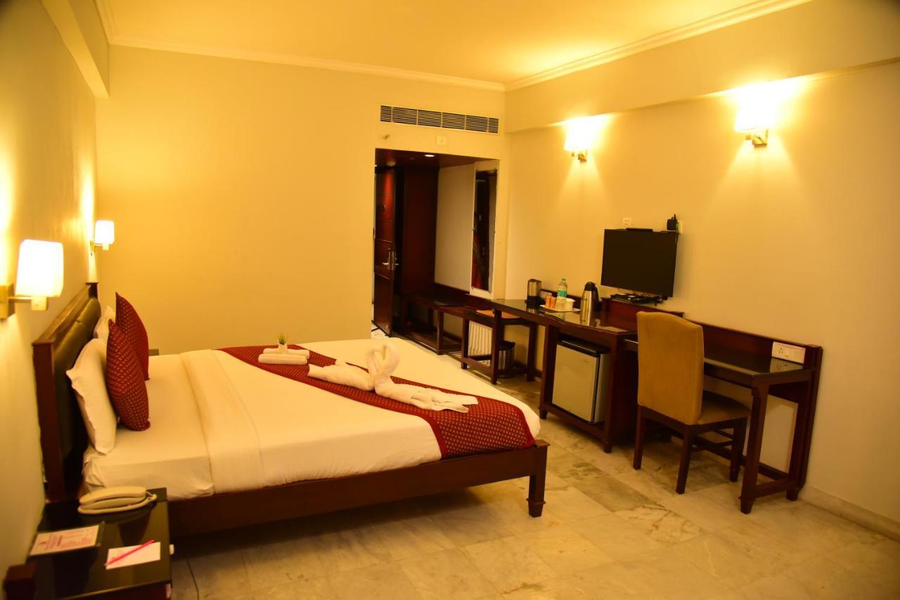 The Bhimas Residency Hotels Tirupati Buitenkant foto